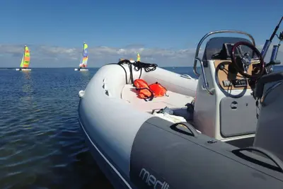 Entraide nettoyage contre sortie en mer : naviguons ensemble !